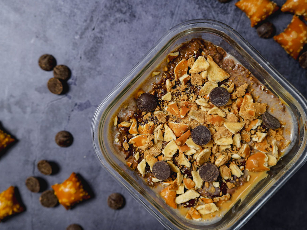 Dark Chocolate, Salted Caramel & Peanut Butter Pretzel Chia Pudding